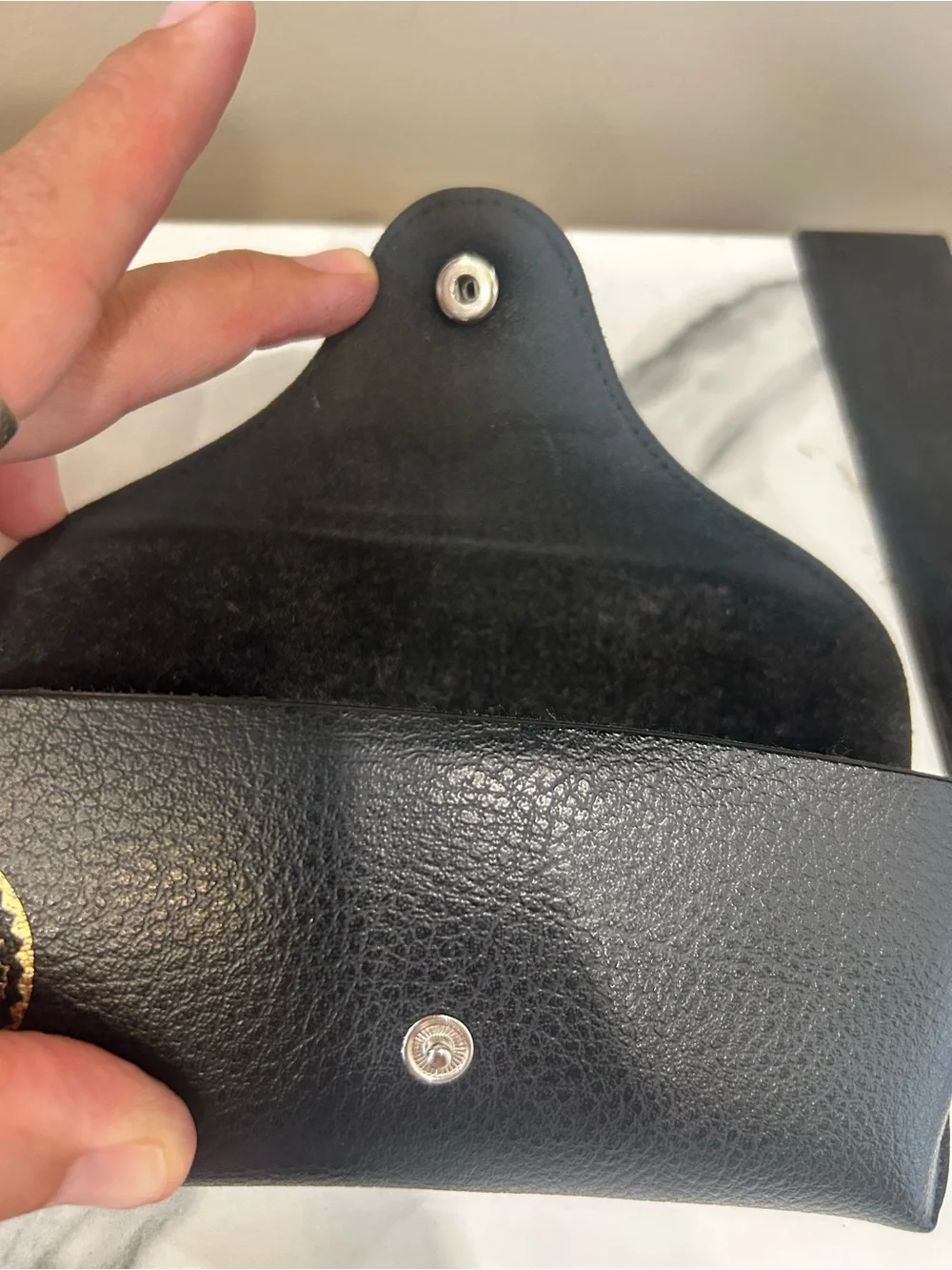 Ray-Ban RB3163 Sleek Polarized Sunglasses + Case 🕶️